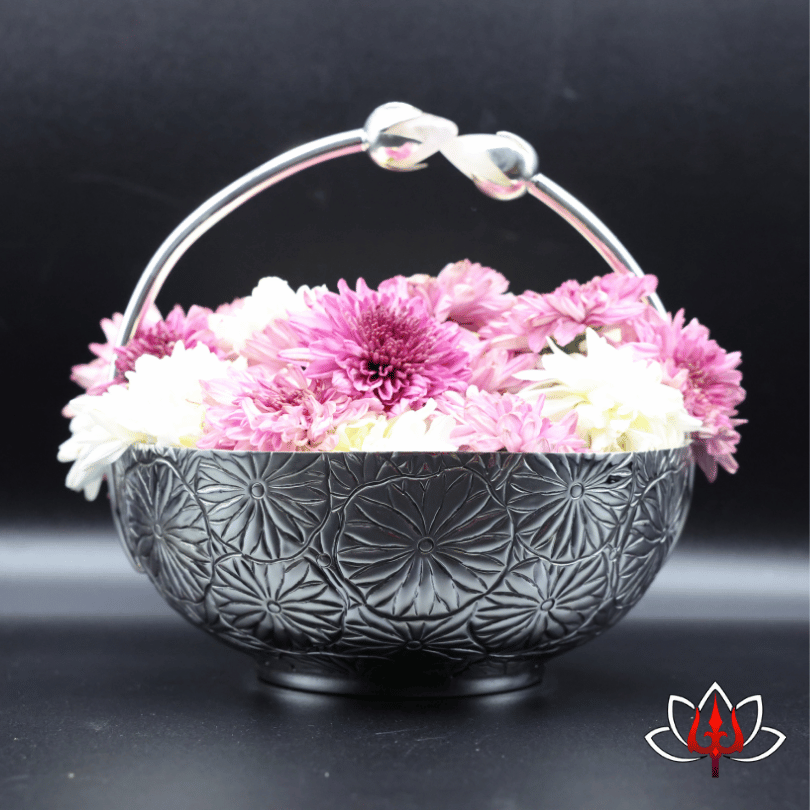 Elegant Silver Flower Basket with Rose Quartz Lotus Handle – A Timeless Masterpiece