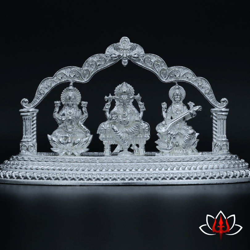 Exquisite Silver Ganesha Idol – The Harbinger of Prosperity & Wisdom