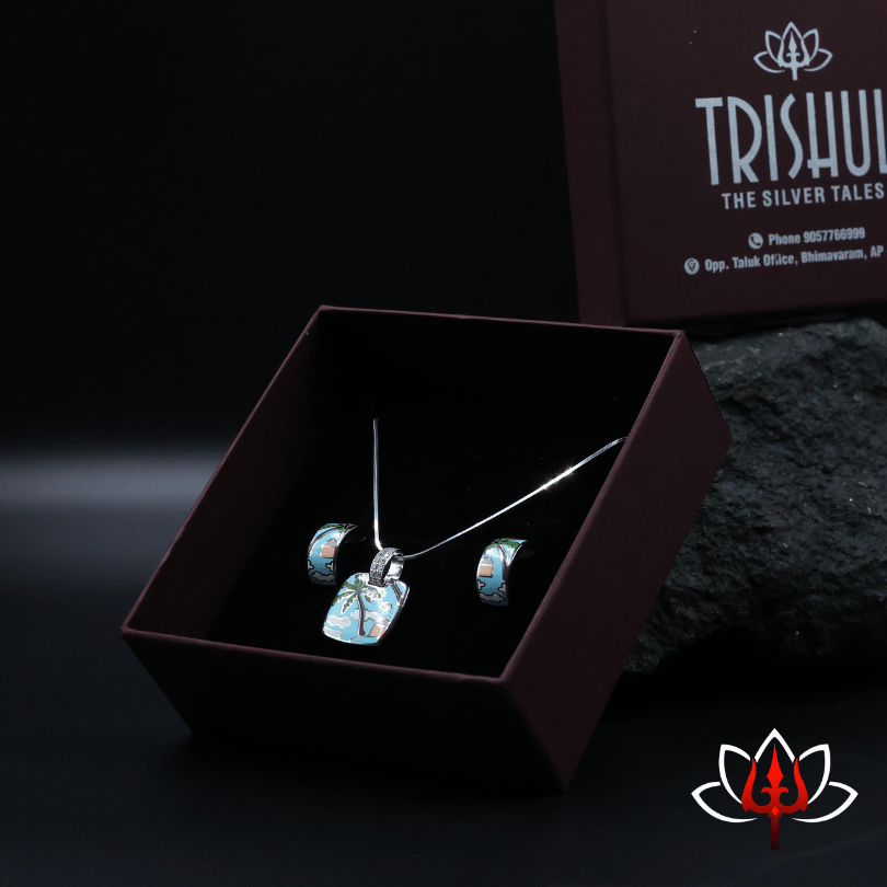 Exquisite Enamel-Painted Pendant Set with Earrings