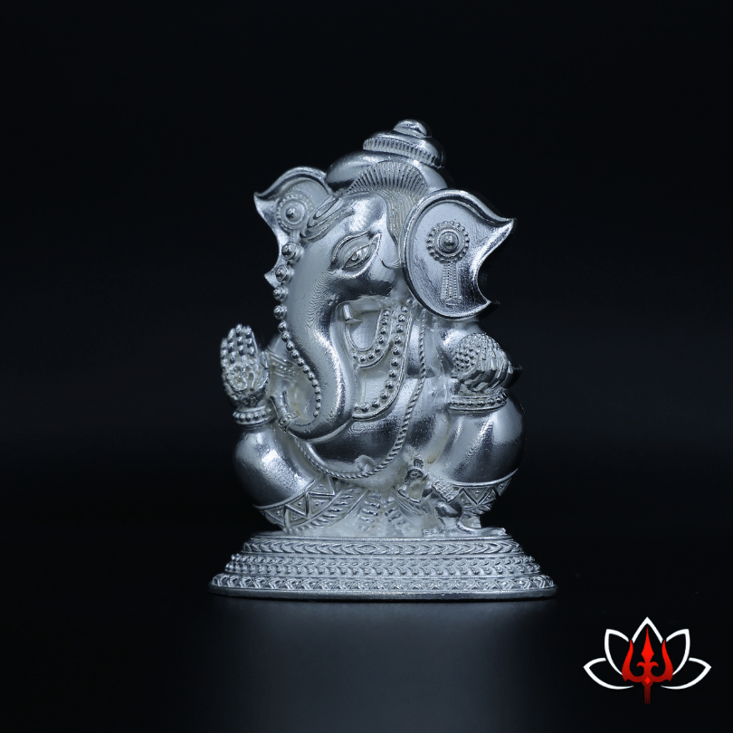 Exquisite Silver Idol – The Harbinger of Prosperity & Wisdom