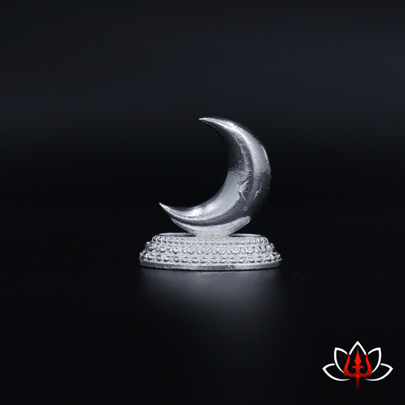 Elegant Silver Chandra (Moon) Idol – Symbol of Peace & Serenity