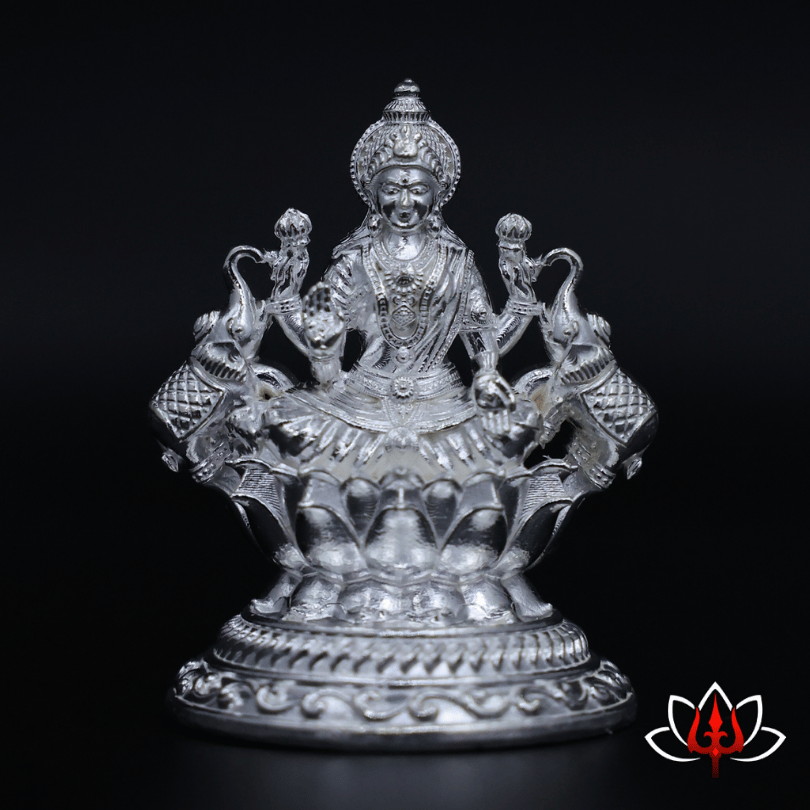 Exquisite Silver Goddess Lakshmi Idol – Symbol of Prosperity & Divine Blessings