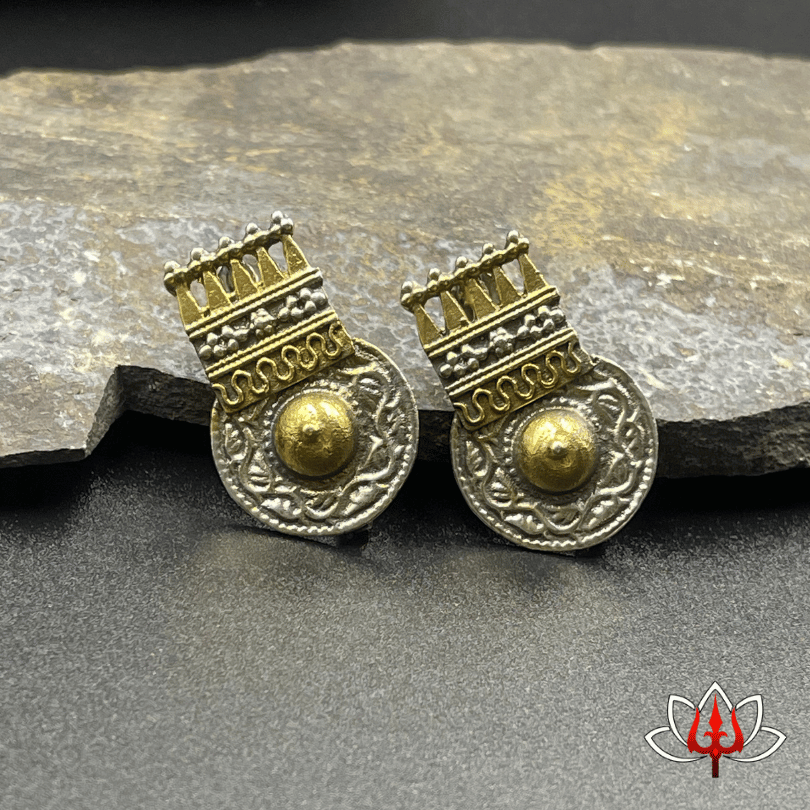 Heritage Dual-Tone Silver Earrings – Timeless Elegance
