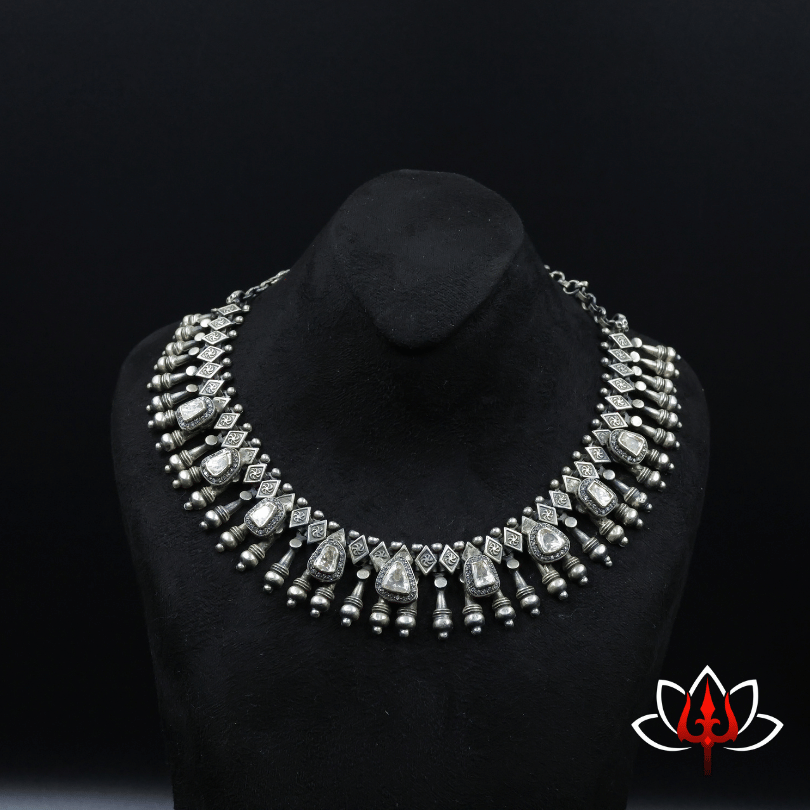 Regal Silver Necklace