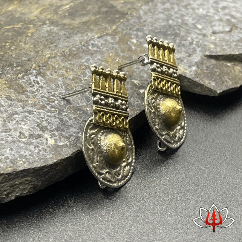 Heritage Dual-Tone Silver Earrings – Timeless Elegance