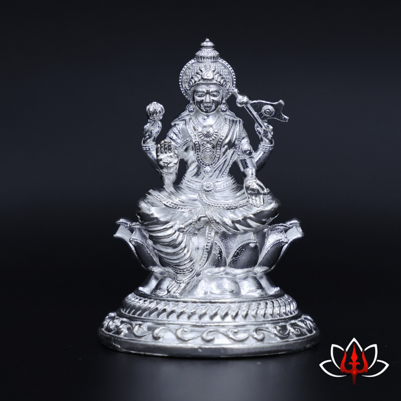Elegant Silver Goddess Lakshmi Idol – Symbol of Prosperity
